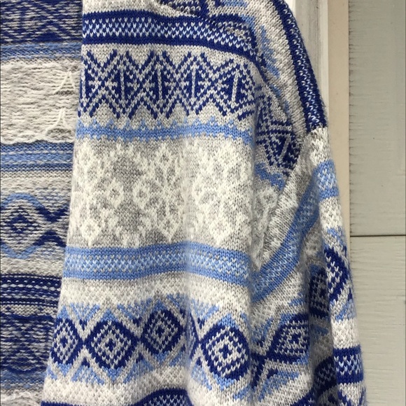 NWT Talbots Gray Blues White Pattern Stripe Cardi - Picture 3 of 7